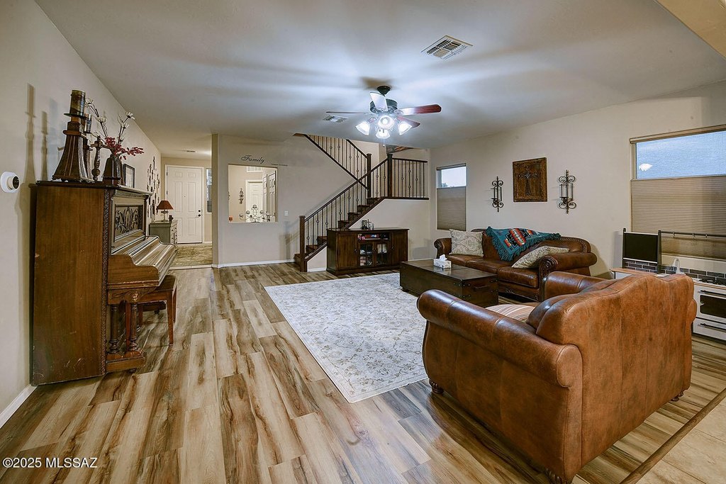 Tucson, Arizona, 85742, United States, 5 Bedrooms Bedrooms, ,3 BathroomsBathrooms,Residential,Forsale,2007360