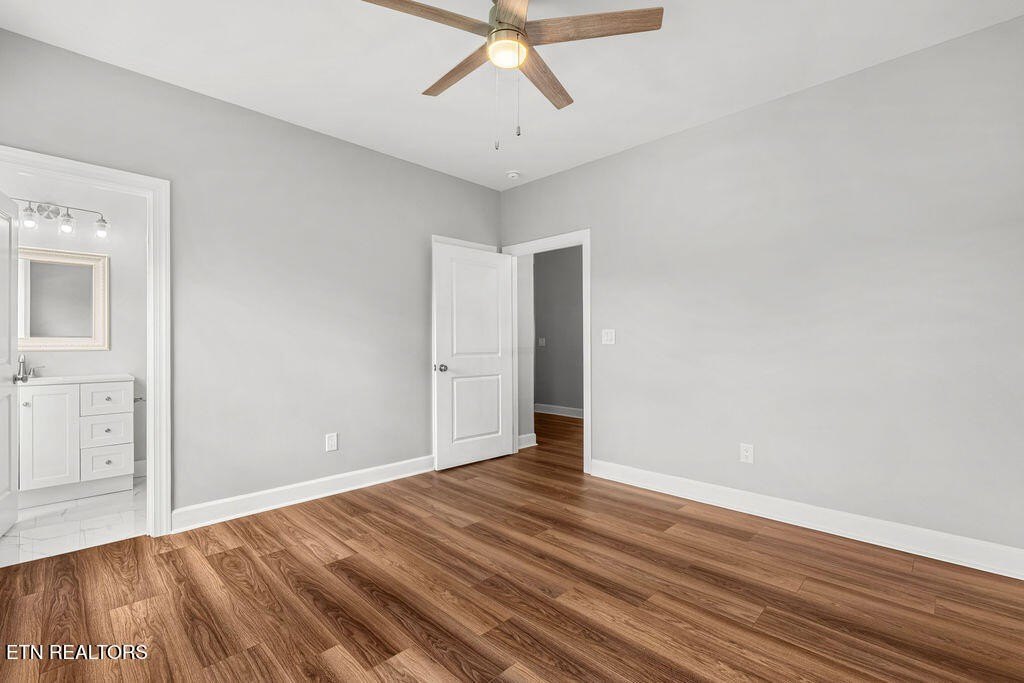 Loudon, Tennessee, 37774, United States, 4 Bedrooms Bedrooms, ,4.5 BathroomsBathrooms,Residential,Forsale,1942458