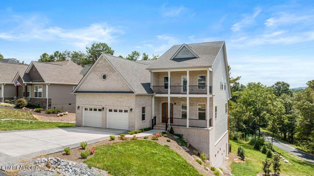 Loudon, Tennessee, 37774, United States, 4 Bedrooms Bedrooms, ,4.5 BathroomsBathrooms,Residential,Forsale,1942458