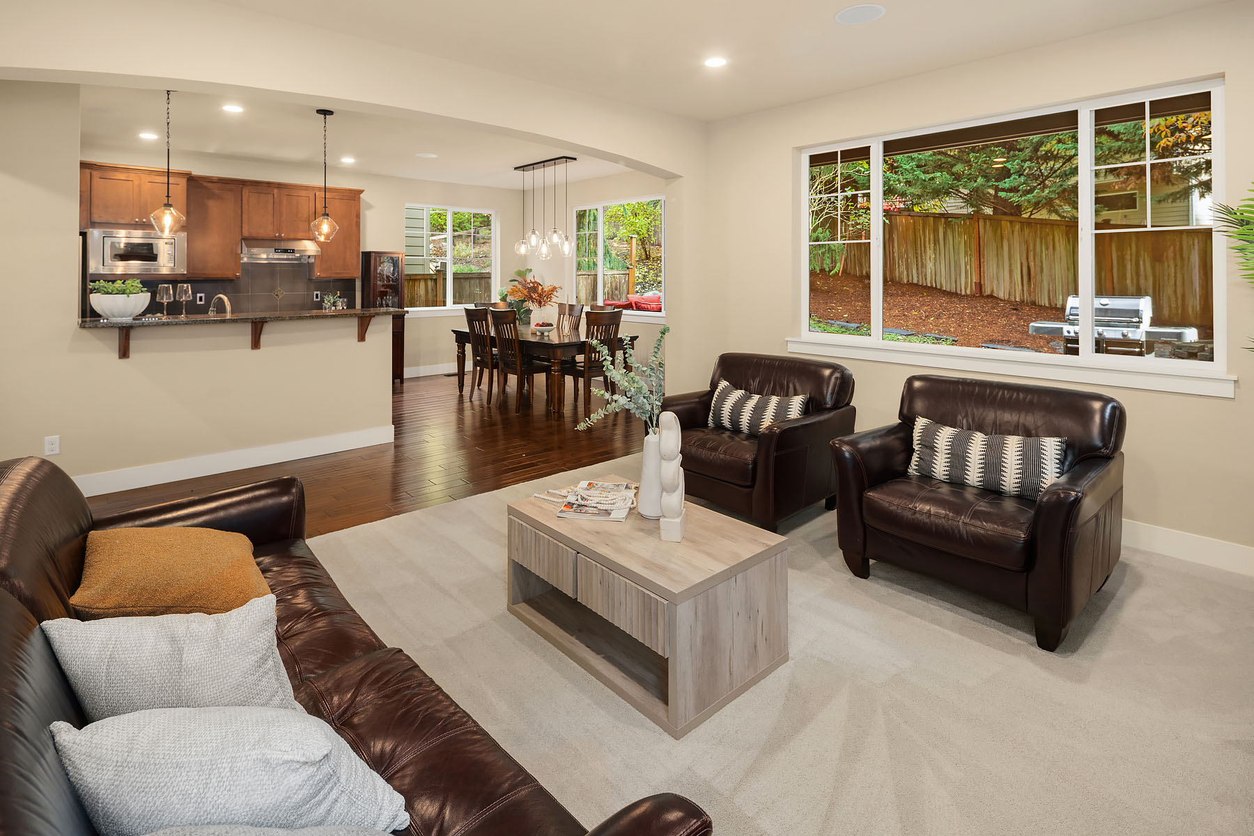 Bothell, Washington, 98021, United States, 4 Bedrooms Bedrooms, ,2 BathroomsBathrooms,Residential,Forsale,1990720