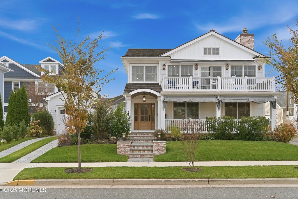 Avon-by-the-sea, New Jersey, 07717, United States, 3 Bedrooms Bedrooms, ,2.5 BathroomsBathrooms,Residential,Forsale,2004833