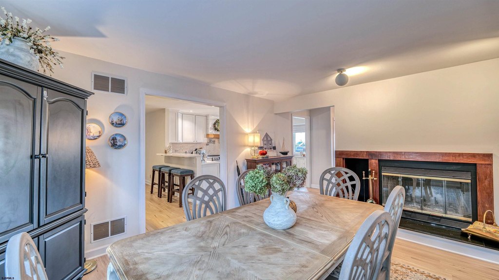 Somers Point, New Jersey, 08244, United States, 3 Bedrooms Bedrooms, ,2 BathroomsBathrooms,Residential,Forsale,1994155