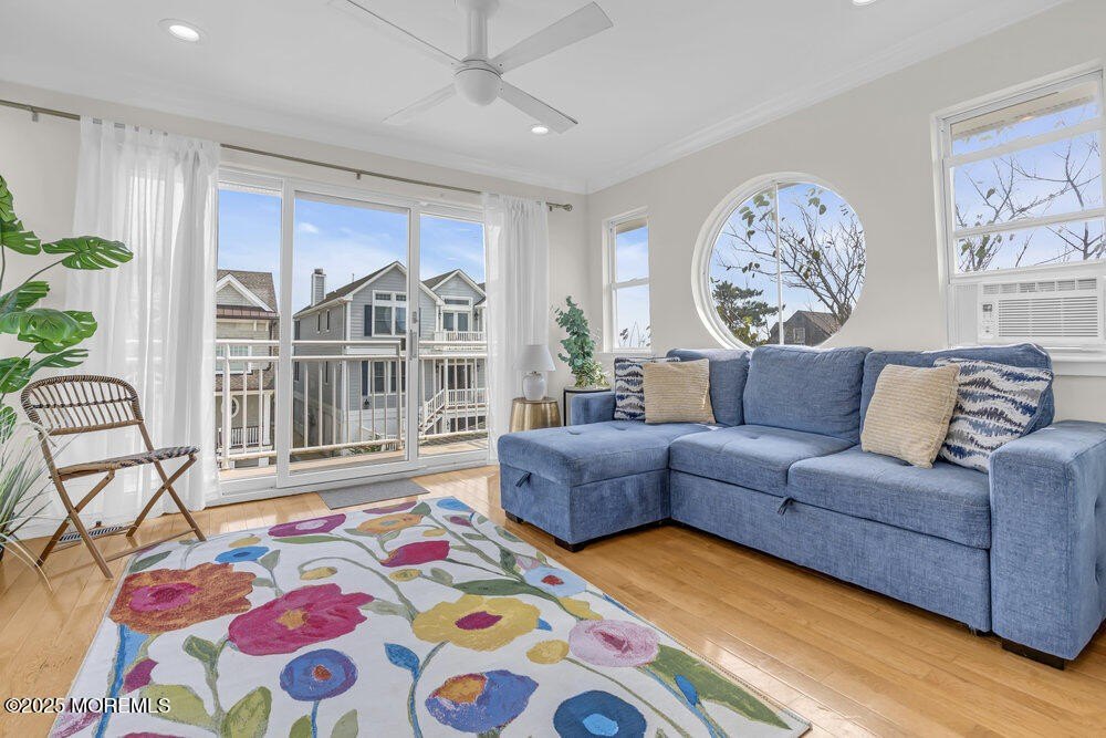 Point Pleasant Beach, New Jersey, 08742, United States, 5 Bedrooms Bedrooms, ,3 BathroomsBathrooms,Residential,Forsale,2003969