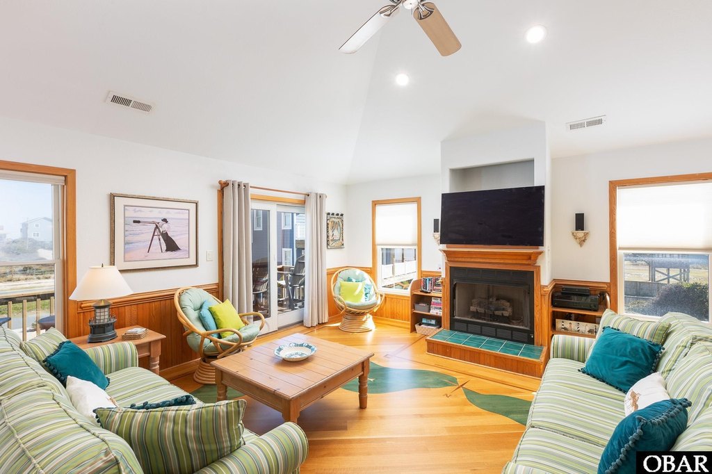 Nags Head, North Carolina, 27959, United States, 6 Bedrooms Bedrooms, ,5.5 BathroomsBathrooms,Residential,Forsale,2004899