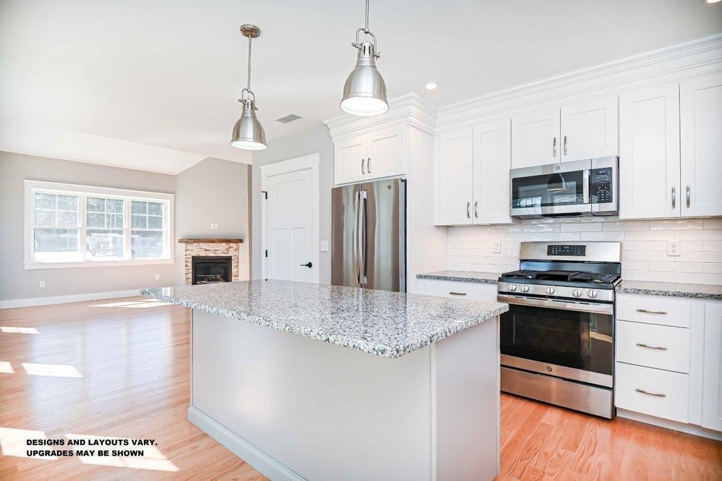 Wells, Maine, 04090, United States, 2 Bedrooms Bedrooms, ,2.5 BathroomsBathrooms,Residential,Forsale,2004710