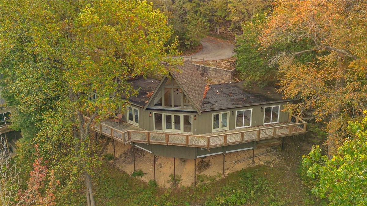 Smithville, Tennessee, 37166, United States, 4 Bedrooms Bedrooms, ,4 BathroomsBathrooms,Residential,Forsale,1999482