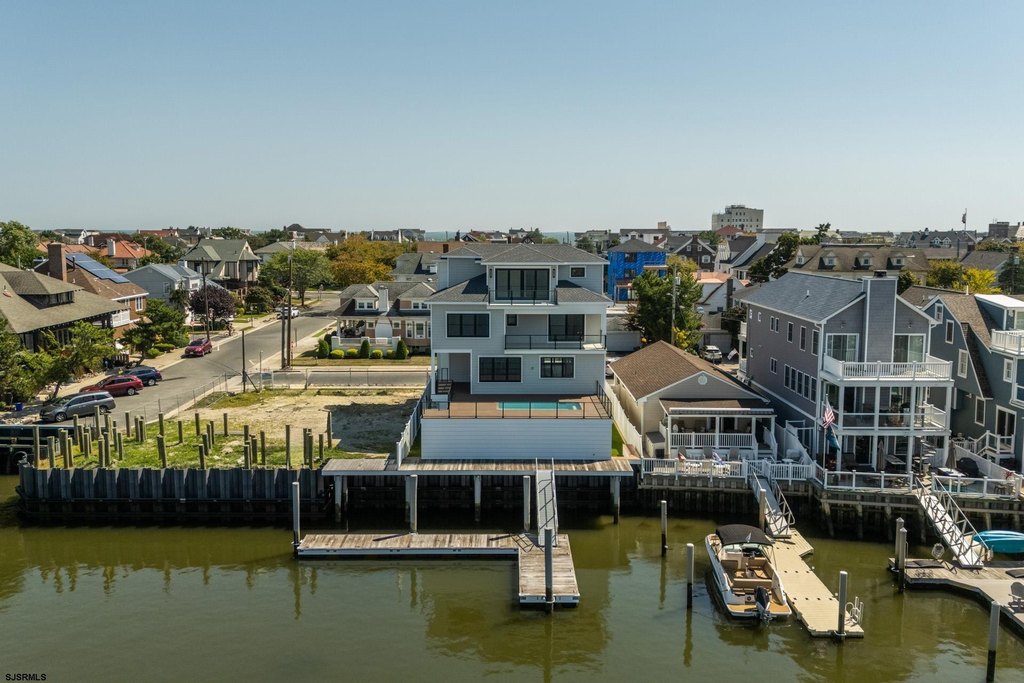 Ventnor, New Jersey, 08406, United States, 6 Bedrooms Bedrooms, ,6 BathroomsBathrooms,Residential,Forsale,2004612