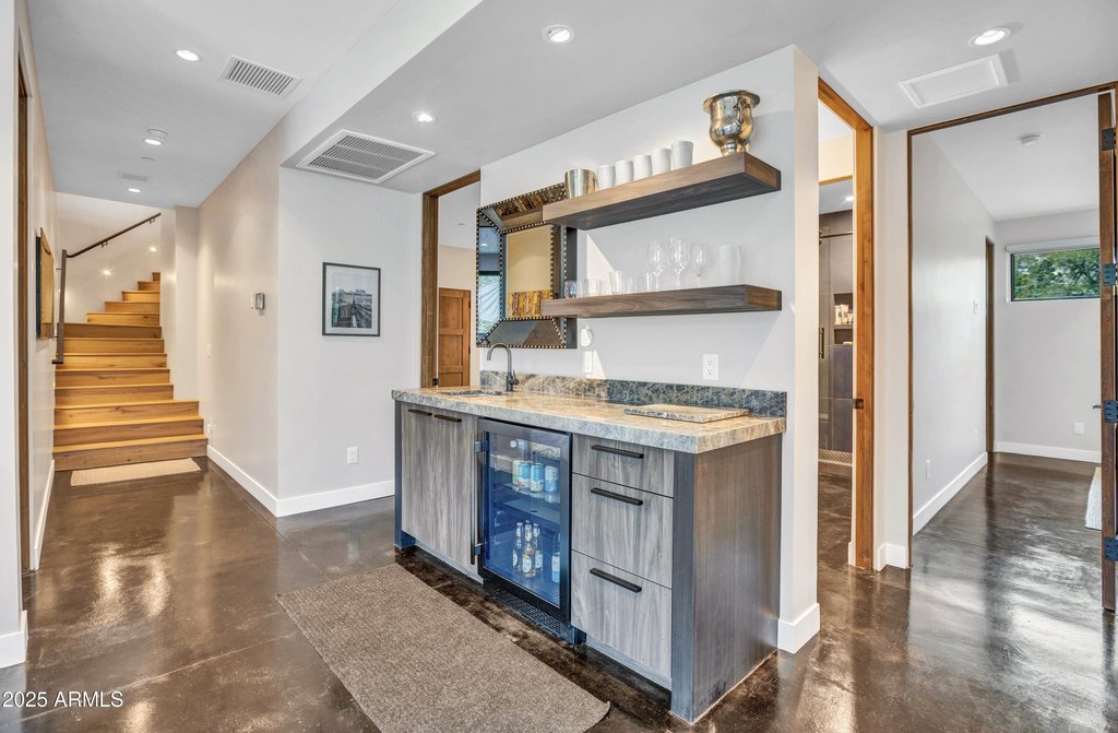 Sedona, Arizona, 86336, United States, 5 Bedrooms Bedrooms, ,3.5 BathroomsBathrooms,Residential,Forsale,2001395