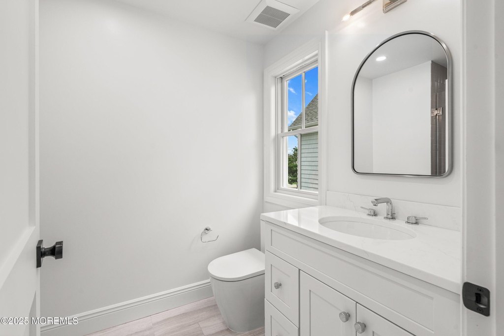 Sea Girt, New Jersey, 08750, United States, 5 Bedrooms Bedrooms, ,6.5 BathroomsBathrooms,Residential,Forsale,2012968