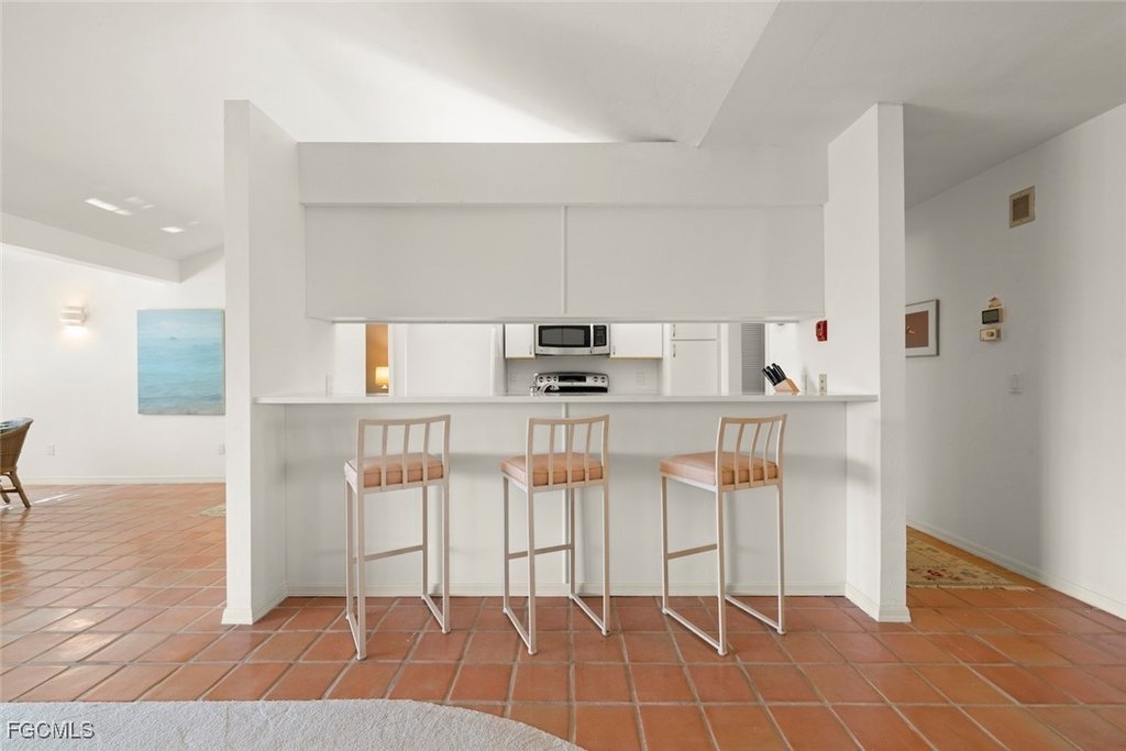 Sanibel, Florida, 33957, United States, 3 Bedrooms Bedrooms, ,3 BathroomsBathrooms,Residential,Forsale,1998637