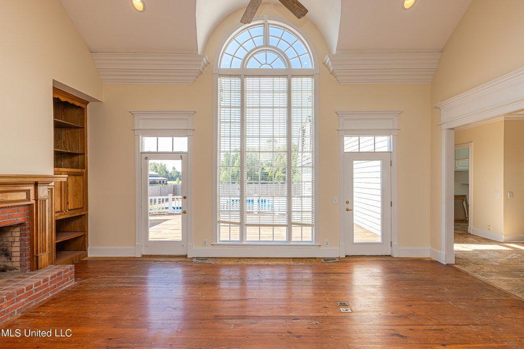 Flora, Mississippi, 39071, United States, 4 Bedrooms Bedrooms, ,4.5 BathroomsBathrooms,Residential,Forsale,1908058