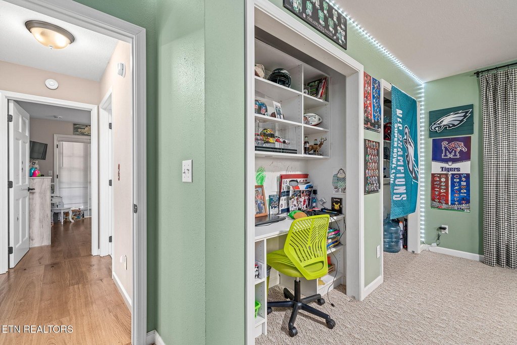 Crossville, Tennessee, 38572, United States, 3 Bedrooms Bedrooms, ,3.5 BathroomsBathrooms,Residential,Forsale,1996603