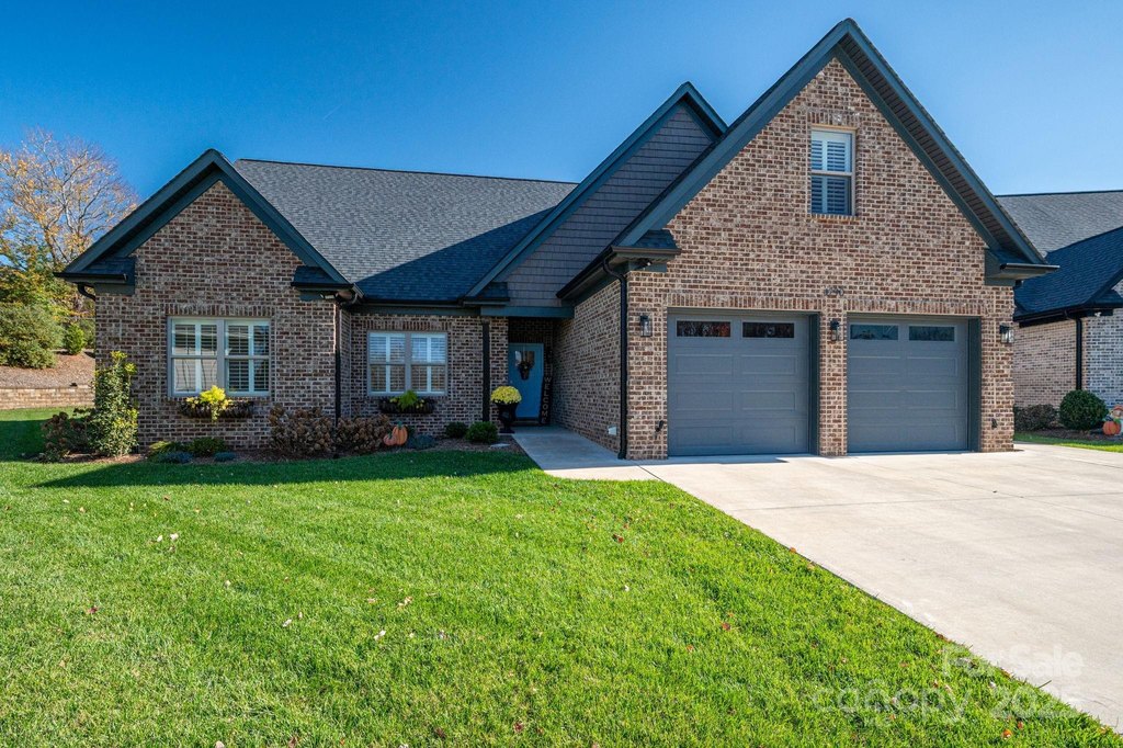 Conover, North Carolina, 28613, United States, 4 Bedrooms Bedrooms, ,3 BathroomsBathrooms,Residential,Forsale,2007718