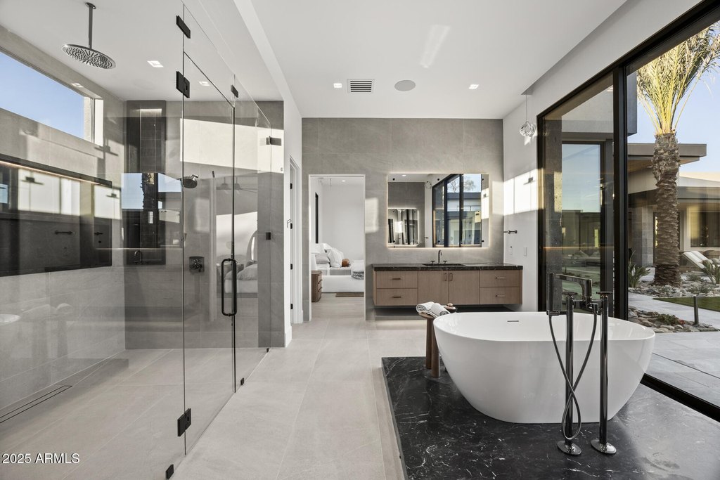 Scottsdale, Arizona, 85254, United States, 6 Bedrooms Bedrooms, ,6.5 BathroomsBathrooms,Residential,Forsale,2004934