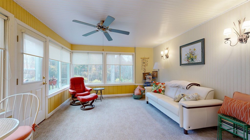 Williston, Vermont, 05495, United States, 2 Bedrooms Bedrooms, ,2 BathroomsBathrooms,Residential,Forsale,1999493