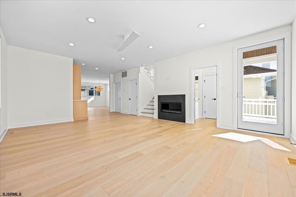 Margate, New Jersey, 08402, United States, 5 Bedrooms Bedrooms, ,4.5 BathroomsBathrooms,Residential,Forsale,2004610