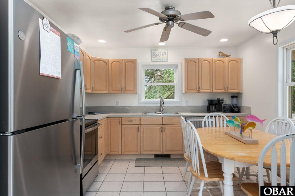 Southern Shores, North Carolina, 27949, United States, 4 Bedrooms Bedrooms, ,3 BathroomsBathrooms,Residential,Forsale,2004895