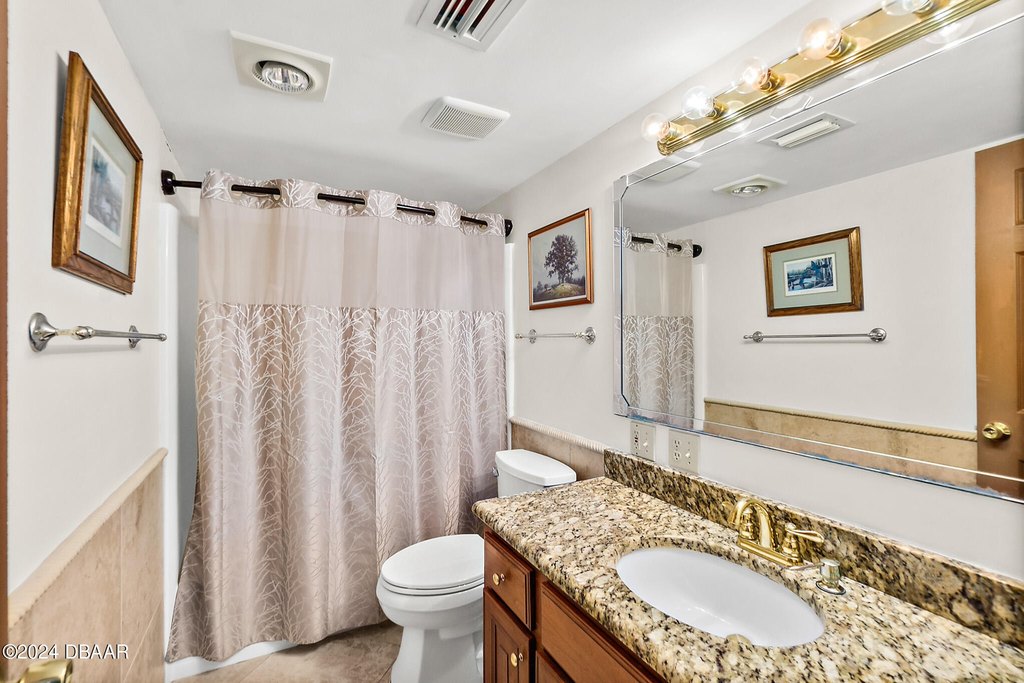 Daytona Beach Shores, Florida, 32118, United States, 2 Bedrooms Bedrooms, ,2 BathroomsBathrooms,Residential,Forsale,1990065