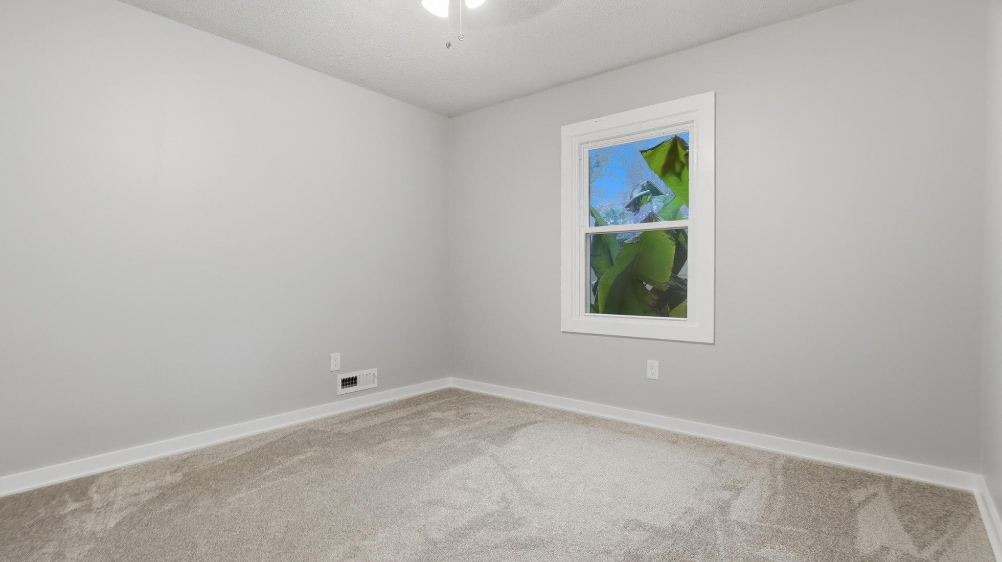 Chattanooga, Tennessee, 37416, United States, 6 Bedrooms Bedrooms, ,4 BathroomsBathrooms,Residential,Forsale,2004678