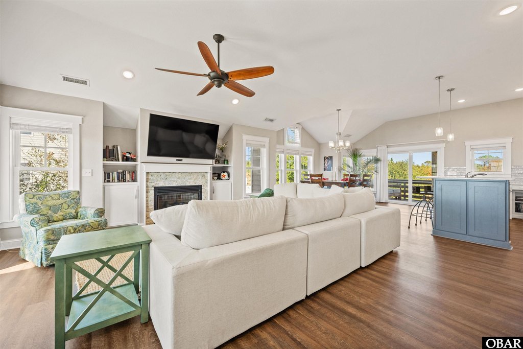 Kitty Hawk, North Carolina, 27949, United States, 4 Bedrooms Bedrooms, ,3.5 BathroomsBathrooms,Residential,Forsale,2004901