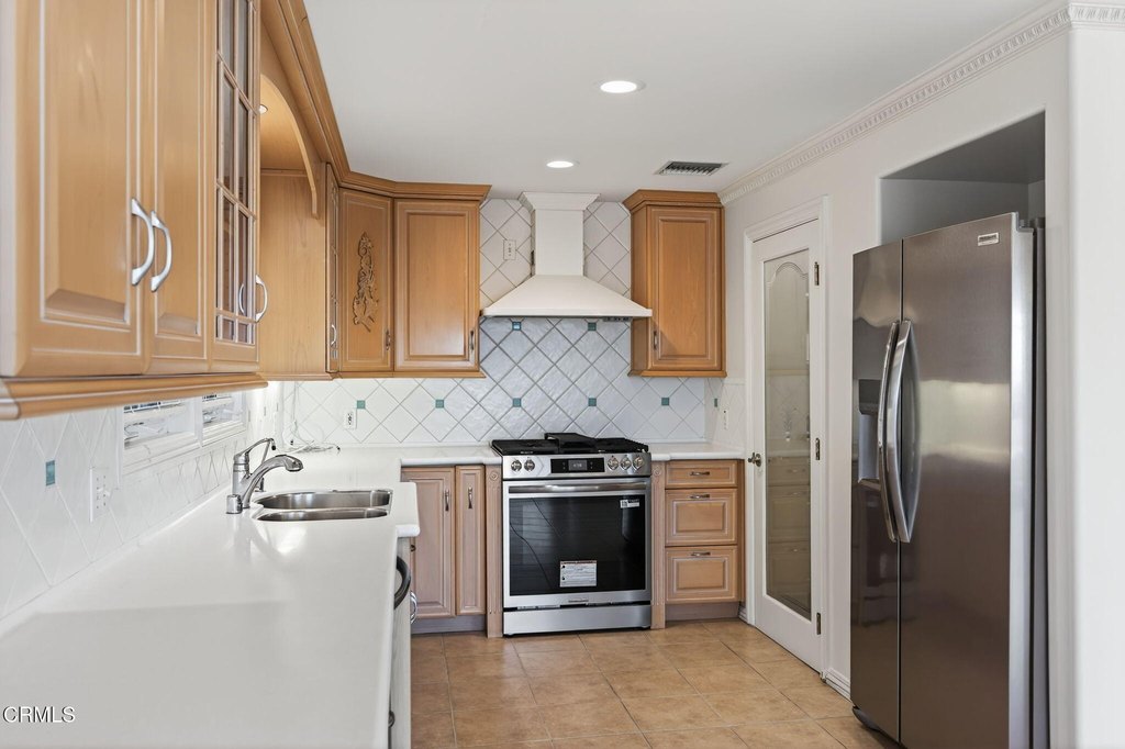 Oxnard, California, 93035, United States, 4 Bedrooms Bedrooms, ,3.5 BathroomsBathrooms,Residential,Forsale,2004312