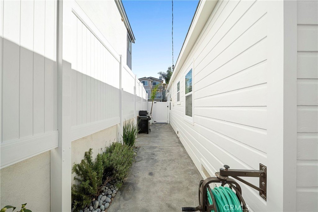 Oxnard, California, 93035, United States, 2 Bedrooms Bedrooms, ,2 BathroomsBathrooms,Residential,Forsale,2004319