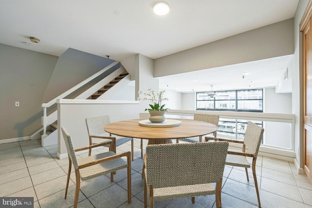 PHILADELPHIA, Pennsylvania, 19106, United States, 2 Bedrooms Bedrooms, ,2.5 BathroomsBathrooms,Residential,Forsale,2004202