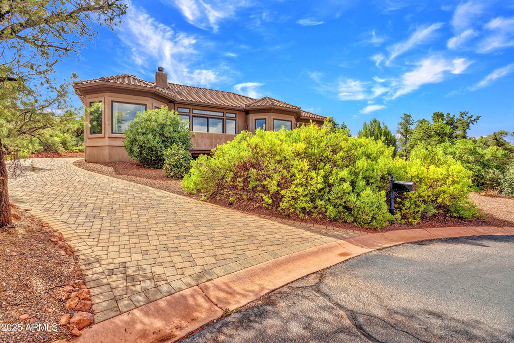 Sedona, Arizona, 86336, United States, 3 Bedrooms Bedrooms, ,2 BathroomsBathrooms,Residential,Forsale,1963558