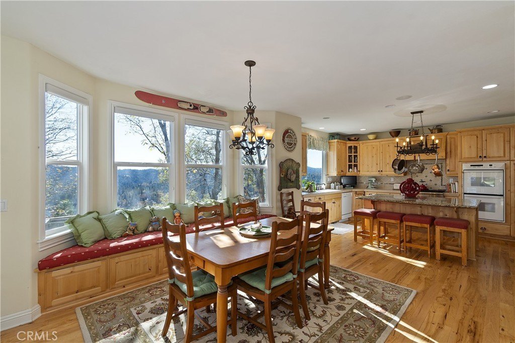 Lake Arrowhead, California, 92352, United States, 3 Bedrooms Bedrooms, ,2.5 BathroomsBathrooms,Residential,Forsale,2000297