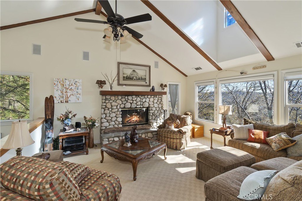 Lake Arrowhead, California, 92352, United States, 3 Bedrooms Bedrooms, ,2.5 BathroomsBathrooms,Residential,Forsale,2000297