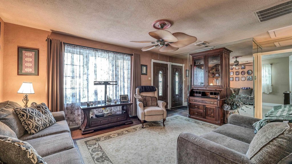 North Cape May, New Jersey, 08204, United States, 2 Bedrooms Bedrooms, ,1 BathroomBathrooms,Residential,Forsale,2004613