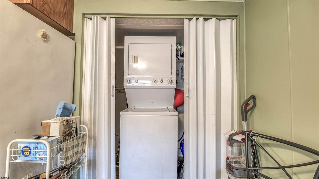 North Cape May, New Jersey, 08204, United States, 2 Bedrooms Bedrooms, ,1 BathroomBathrooms,Residential,Forsale,2004613