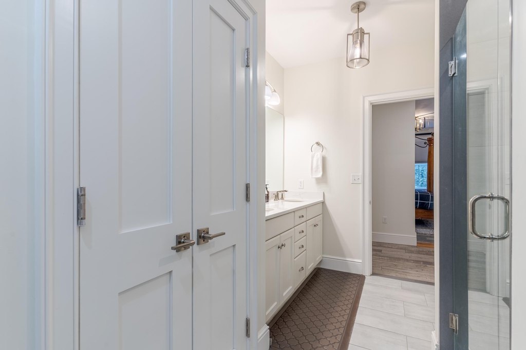 Exeter, New Hampshire, 03833, United States, 2 Bedrooms Bedrooms, ,2 BathroomsBathrooms,Residential,Forsale,2004718