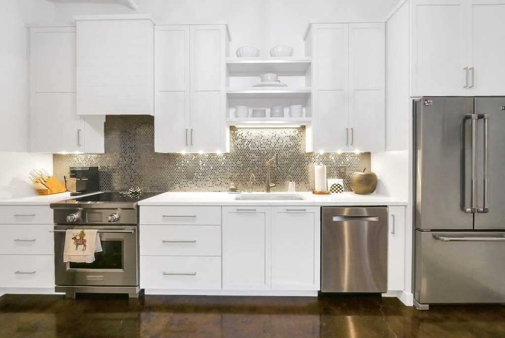 Chattanooga, Tennessee, 37402, United States, 2 Bedrooms Bedrooms, ,2 BathroomsBathrooms,Residential,Forsale,2004676