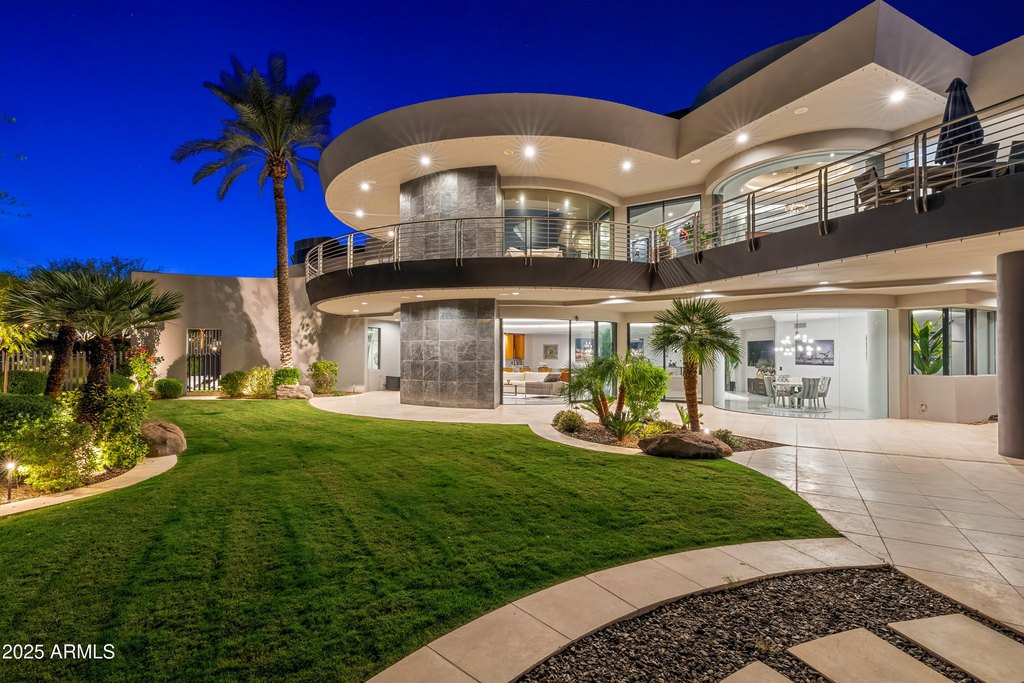 Paradise Valley, Arizona, 85253, United States, 5 Bedrooms Bedrooms, ,6.5 BathroomsBathrooms,Residential,Forsale,2004936