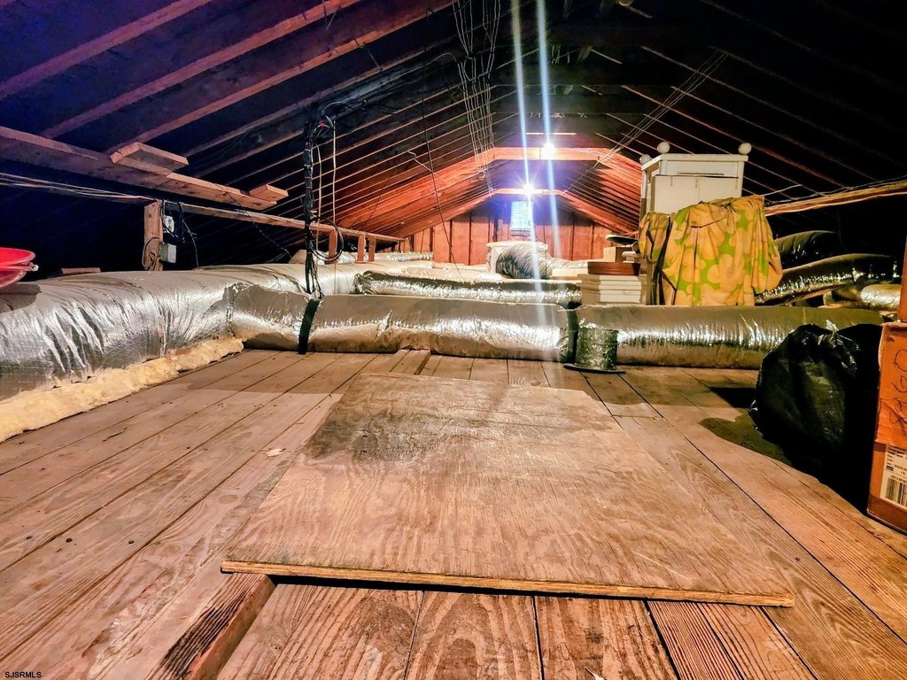 Linwood, New Jersey, 08221, United States, 4 Bedrooms Bedrooms, ,2 BathroomsBathrooms,Residential,Forsale,2004614