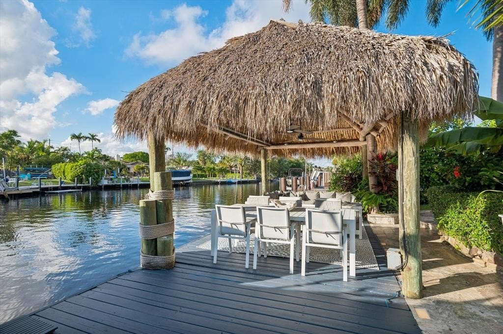 Wilton Manors, Florida, 33305, United States, 3 Bedrooms Bedrooms, ,2 BathroomsBathrooms,Residential,Forsale,2004492