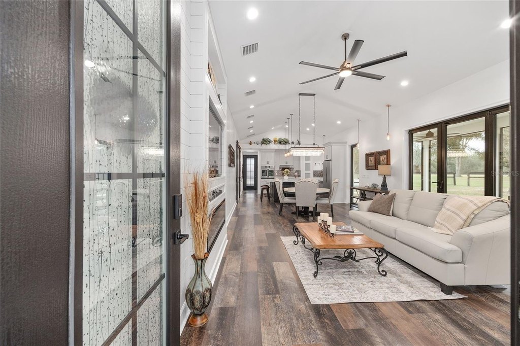 DUNNELLON, Florida, 34432, United States, 2 Bedrooms Bedrooms, ,2 BathroomsBathrooms,Residential,Forsale,2004585