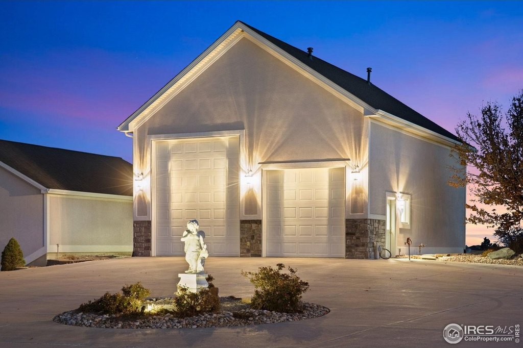 Severance, Colorado, 80610, United States, 5 Bedrooms Bedrooms, ,3.5 BathroomsBathrooms,Residential,Forsale,2004283