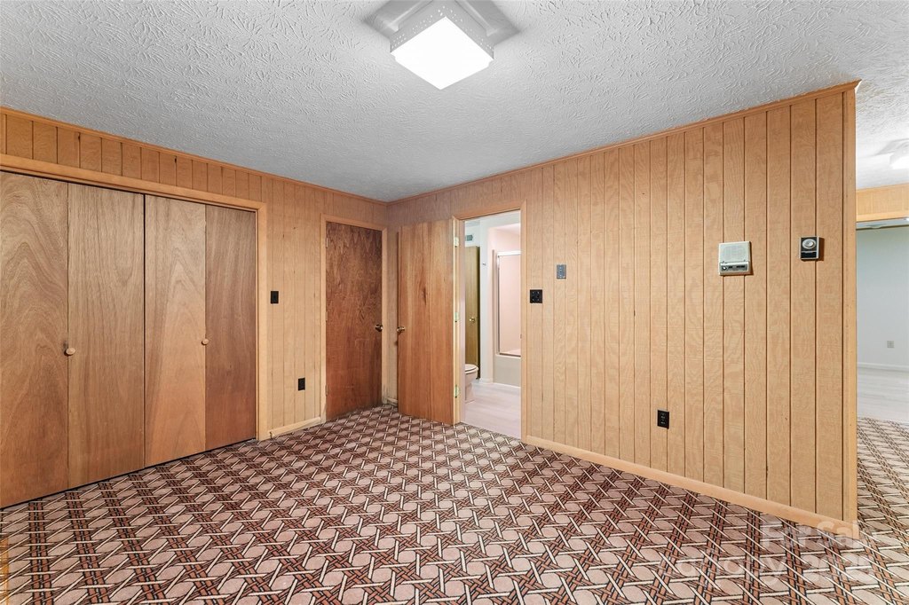 Asheville, North Carolina, 28806, United States, 4 Bedrooms Bedrooms, ,6.5 BathroomsBathrooms,Residential,Forsale,2011987