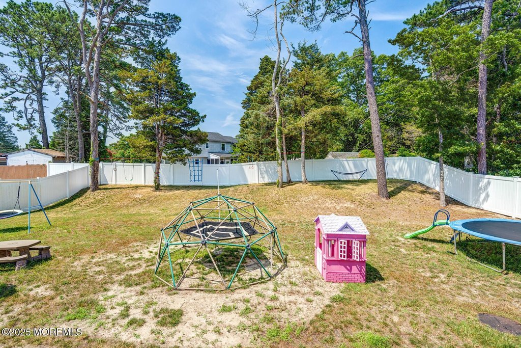 Little Egg Harbor, New Jersey, 08087, United States, 5 Bedrooms Bedrooms, ,3 BathroomsBathrooms,Residential,Forsale,1992686