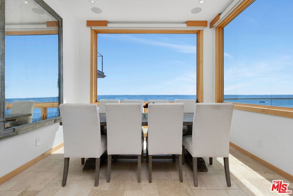 Malibu, California, 90265, United States, 3 Bedrooms Bedrooms, ,3 BathroomsBathrooms,Residential,Forsale,2009630