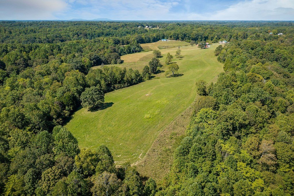 Sparta, Tennessee, 38583, United States, 3 Bedrooms Bedrooms, ,2 BathroomsBathrooms,Residential,Forsale,1999490