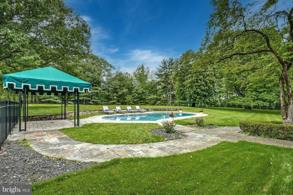 BETHLEHEM, Pennsylvania, 18015, United States, 4 Bedrooms Bedrooms, ,3.5 BathroomsBathrooms,Residential,Forsale,1973407