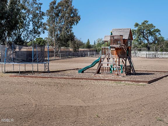 Santa Ynez, California, 93460, United States, ,3.5 BathroomsBathrooms,Residential,Forsale,2004325