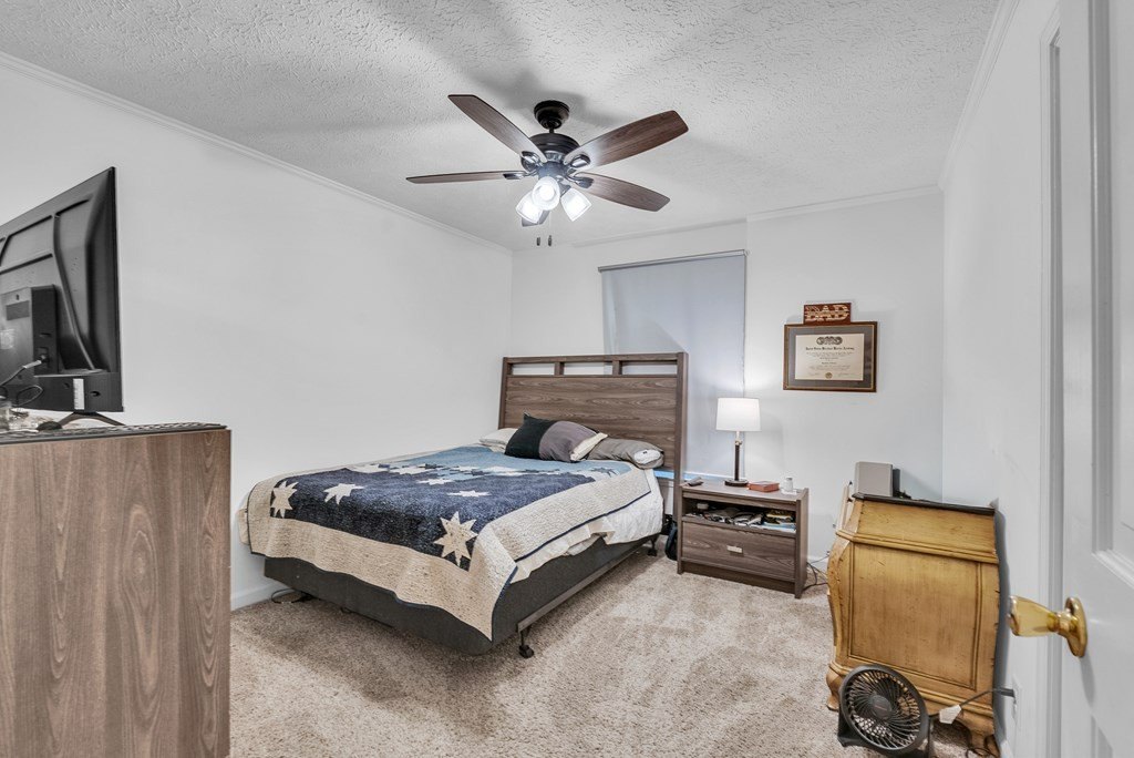 Smithville, Tennessee, 37166, United States, 4 Bedrooms Bedrooms, ,3 BathroomsBathrooms,Residential,Forsale,2010949