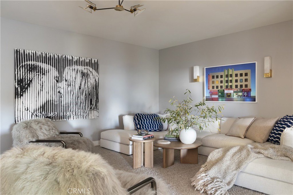 Lake Arrowhead, California, 92352, United States, 5 Bedrooms Bedrooms, ,5 BathroomsBathrooms,Residential,Forsale,2004865