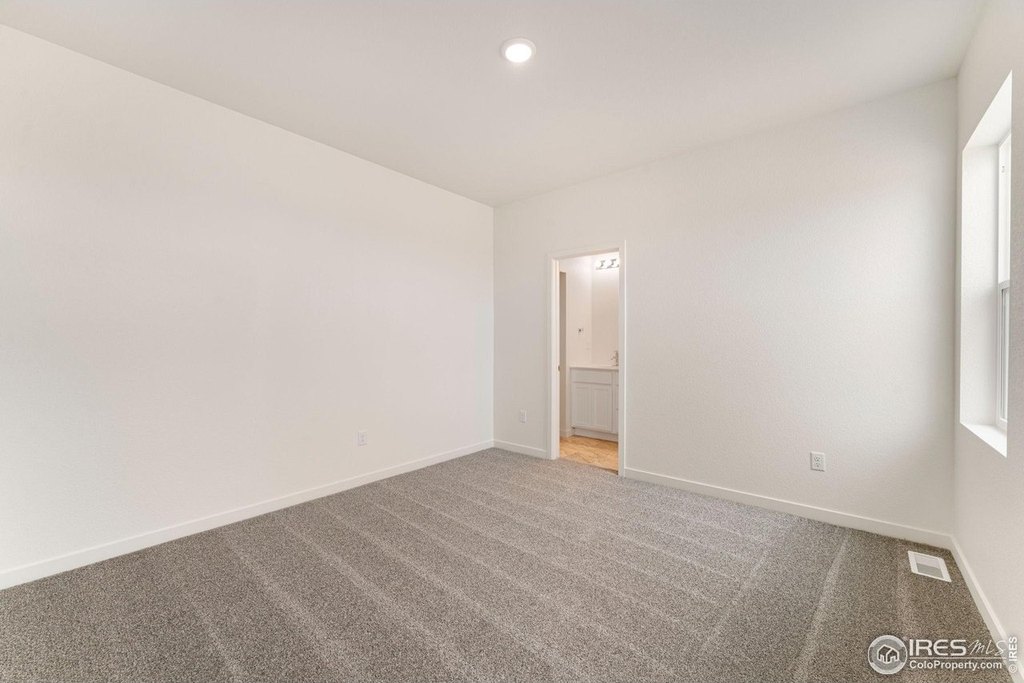 Hudson, Colorado, 80642, United States, 3 Bedrooms Bedrooms, ,2 BathroomsBathrooms,Residential,Forsale,2004219