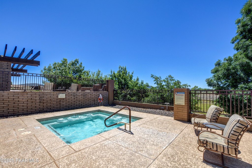 Dewey-Humboldt, Arizona, 86327, United States, 2 Bedrooms Bedrooms, ,2 BathroomsBathrooms,Residential,Forsale,1952162