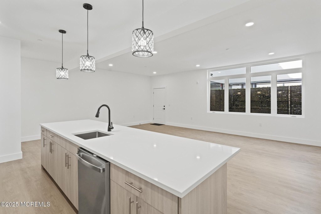 Seaside Heights, New Jersey, 08751, United States, 3 Bedrooms Bedrooms, ,2 BathroomsBathrooms,Residential,Forsale,1984570